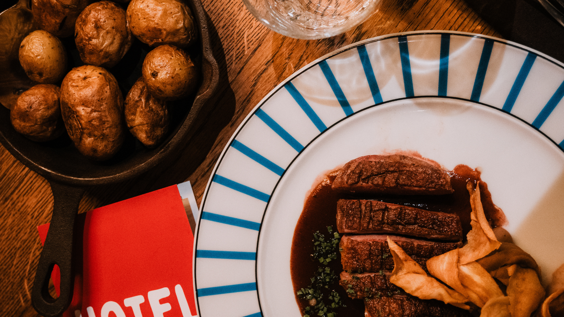 Diner, steak, bij Hotel New York Rotterdam